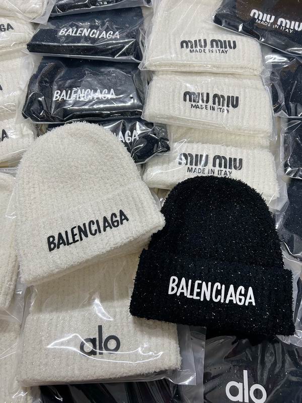 Balenciaga hat dx06